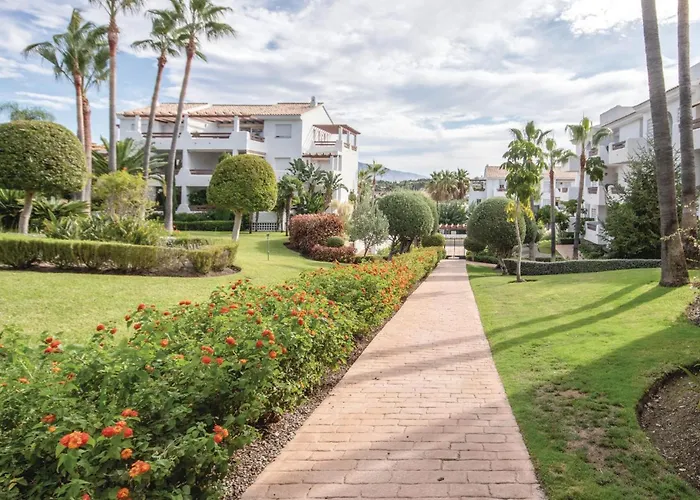 2 Bedroom Lovely In Estepona