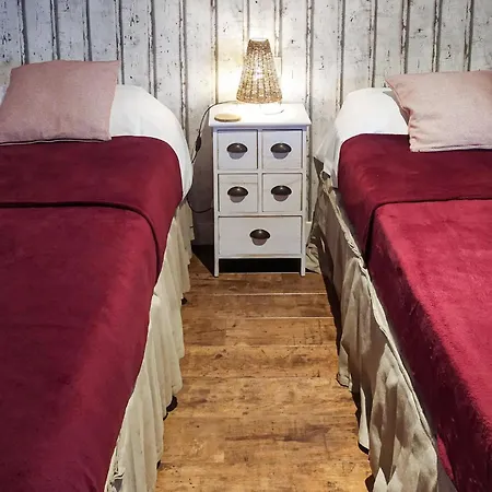 Lejlighed 2 Bedroom Lovely In