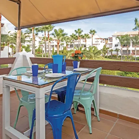 Beautiful apartment in Estepona w/ Outdoor swimming pool, WiFi&2 Bedrooms