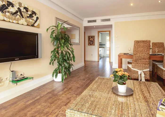 2 Bedroom Lovely In * Estepona